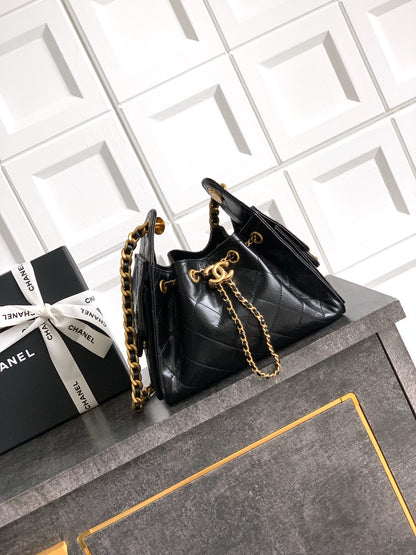 C712 - Nini Styles